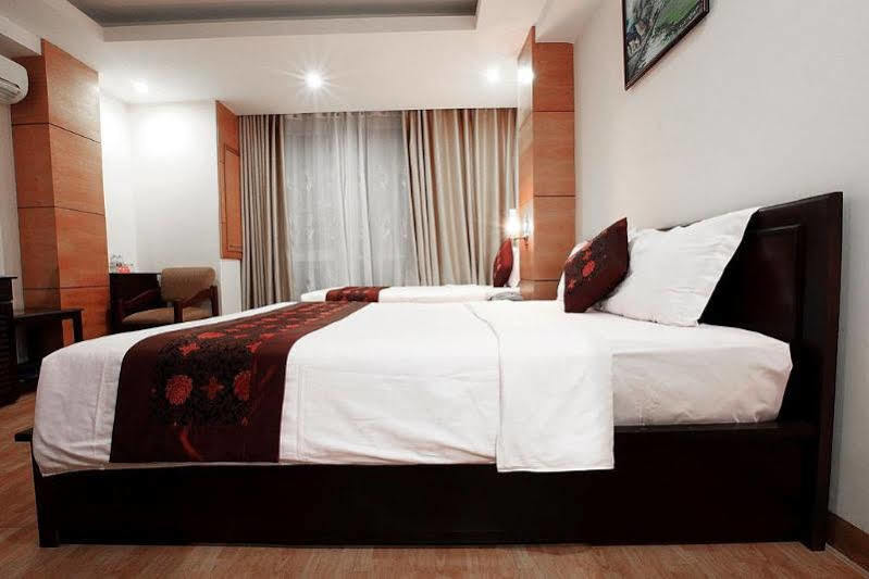 Carina Hotel Nha Trang Exteriör bild